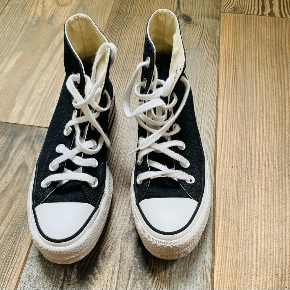 Women’s black platform All Star Converse hi tops, SZ 5 - Picture 4 of 9
